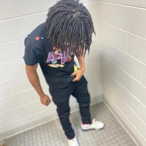 Meet your Posher, Tj